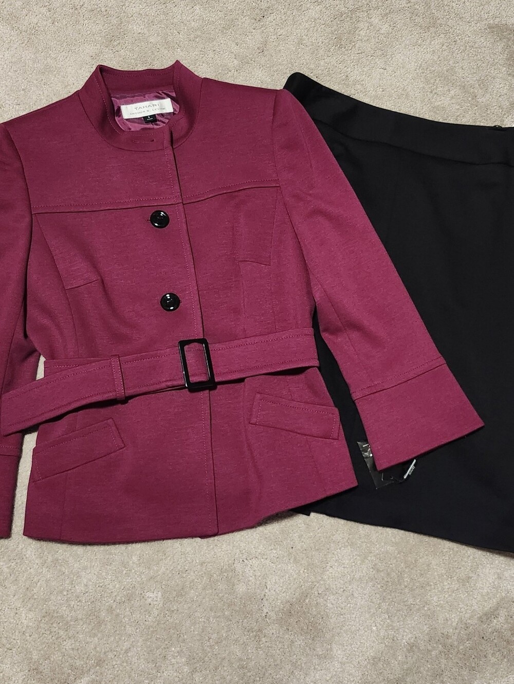 Tahari Arthue S. Levine NWT 2 Piece Belted Skirt Suit Women's Size 6
